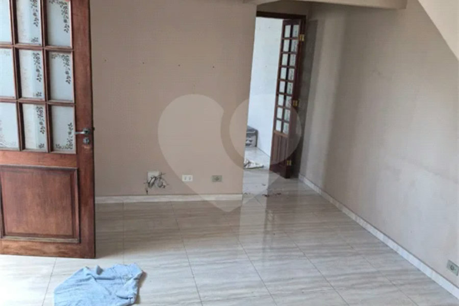Sobrado à venda com 4 quartos, sendo 2 suítes,  em Casa Verde, São Paulo, SP