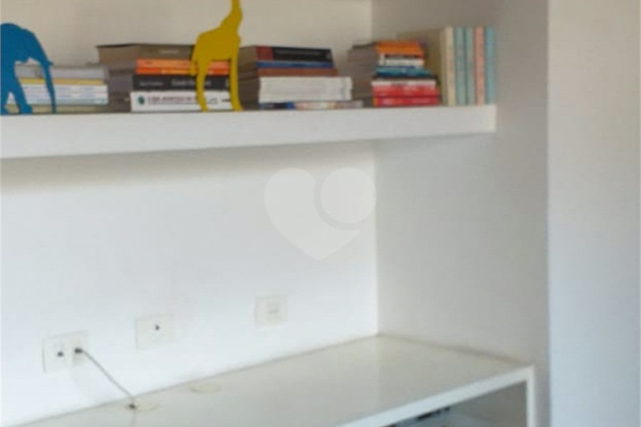 Sobrado à venda com 4 quartos, sendo 3 suítes, em Palmas do Tremembé, São Paulo, SP