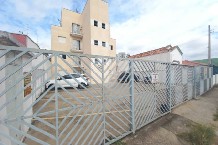 Apartamento à venda com 1 quarto em Vila Haro, Sorocaba, SP
