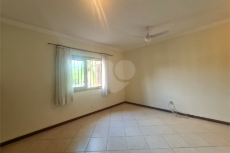 Casa à venda com 3 suítes em Interlagos, São Paulo, SP