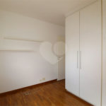Apartamento à venda com 3 quartos, sendo 1 suíte,  em Vila Olímpia, São Paulo, SP