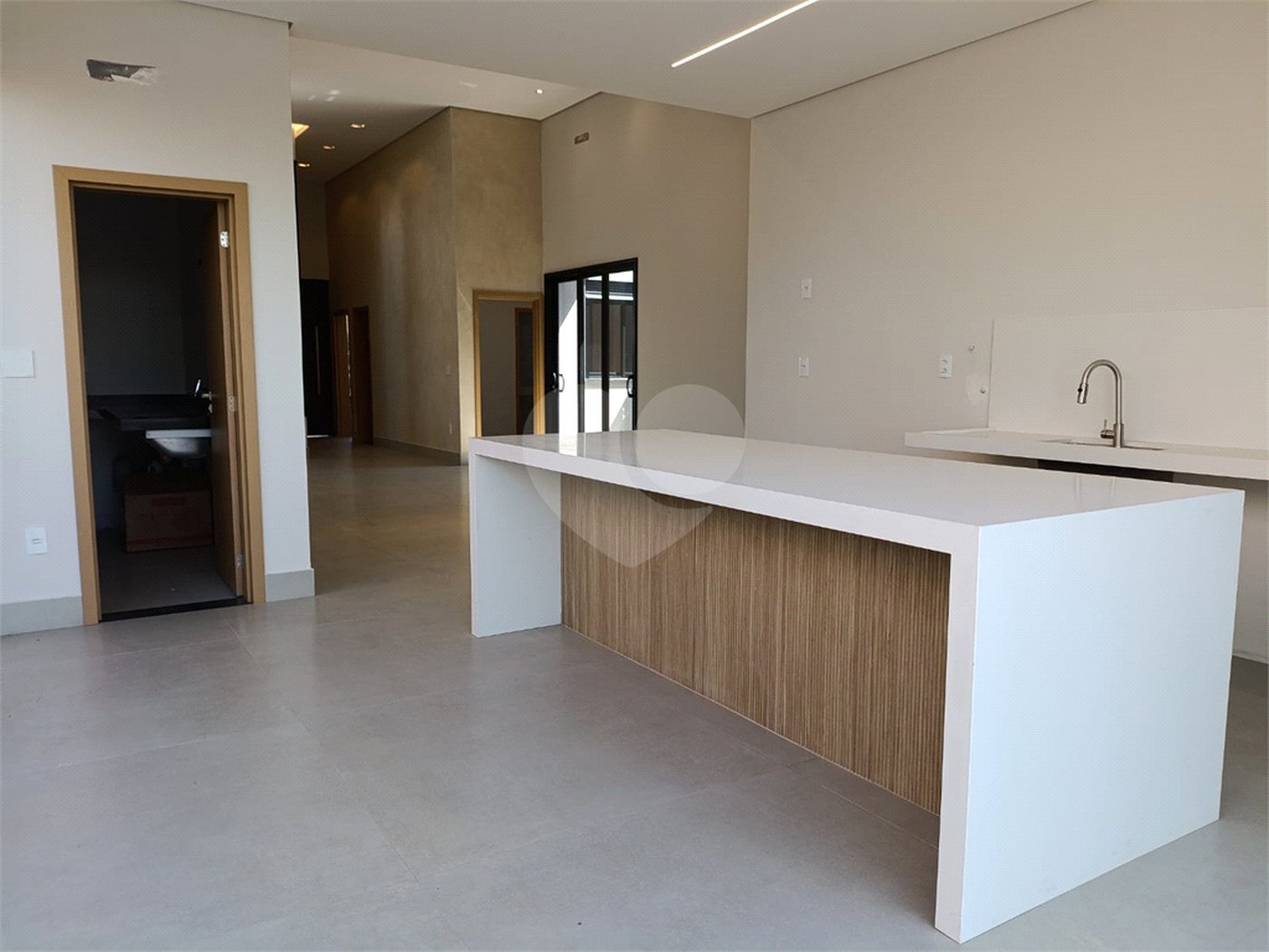 Casa à venda com 3 suítes no condomínio Villa Sapezal, Indaiatuba - SP