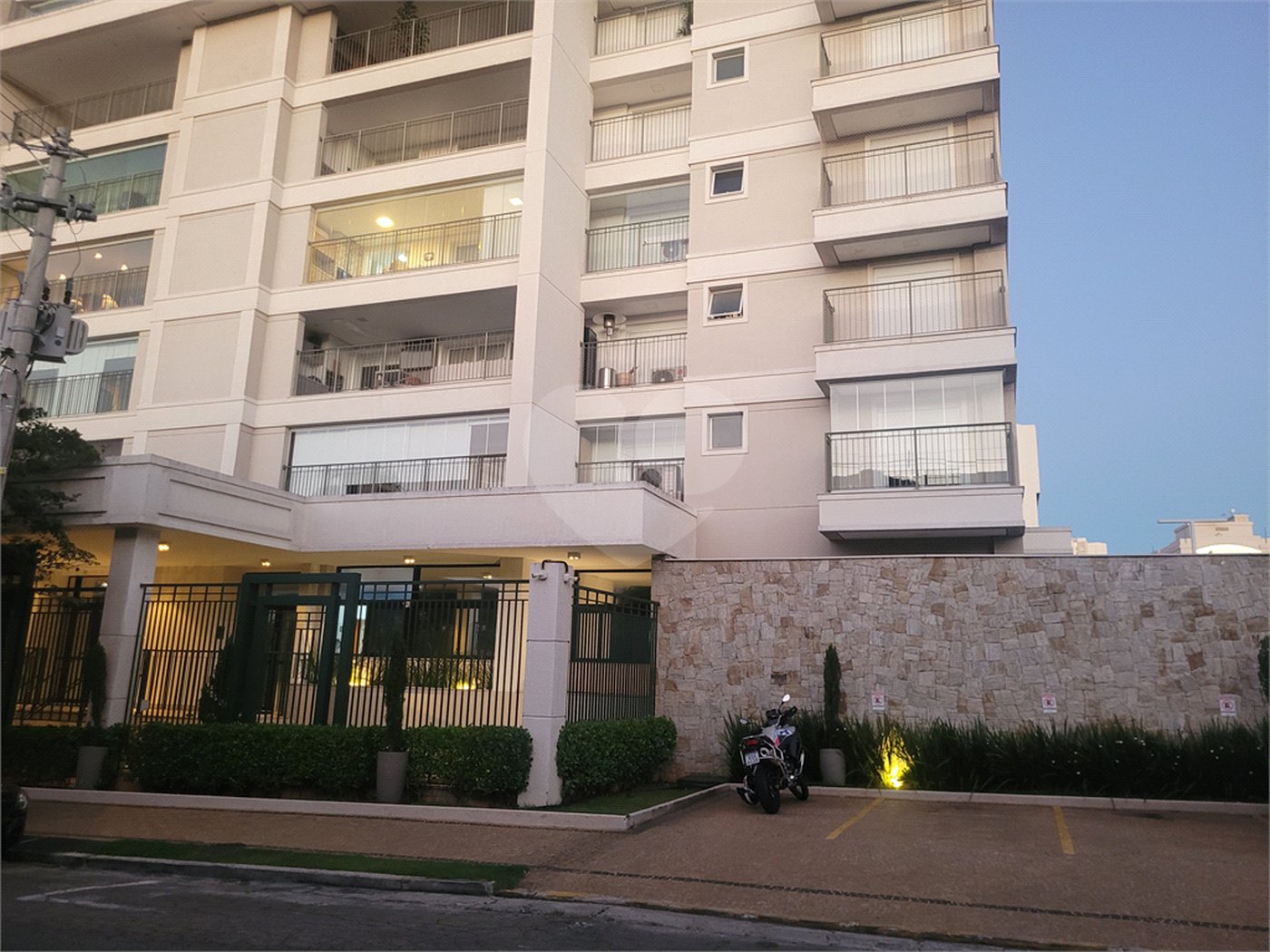 Apartamento à venda ou para alugar com 3 suítes em Jardim América, Sorocaba, SP