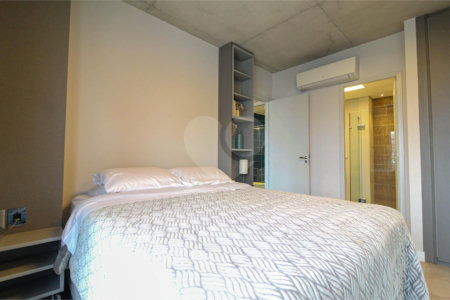 Apartamento à venda com 2 quartos, sendo 1 suíte, em Vila Olímpia, São Paulo, SP