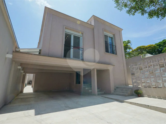 Casa de Vila à venda com 4 suítes em Granja Julieta, São Paulo, SP