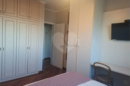 Apartamento elegante no Ed. Albatroz, bairro Pau Preto, todo reformado, com 4 dormitórios (2 suítes, uma com closet) à VENDA, 180 m², por R$ 1.080.000,00 em Indaiatuba/SP.