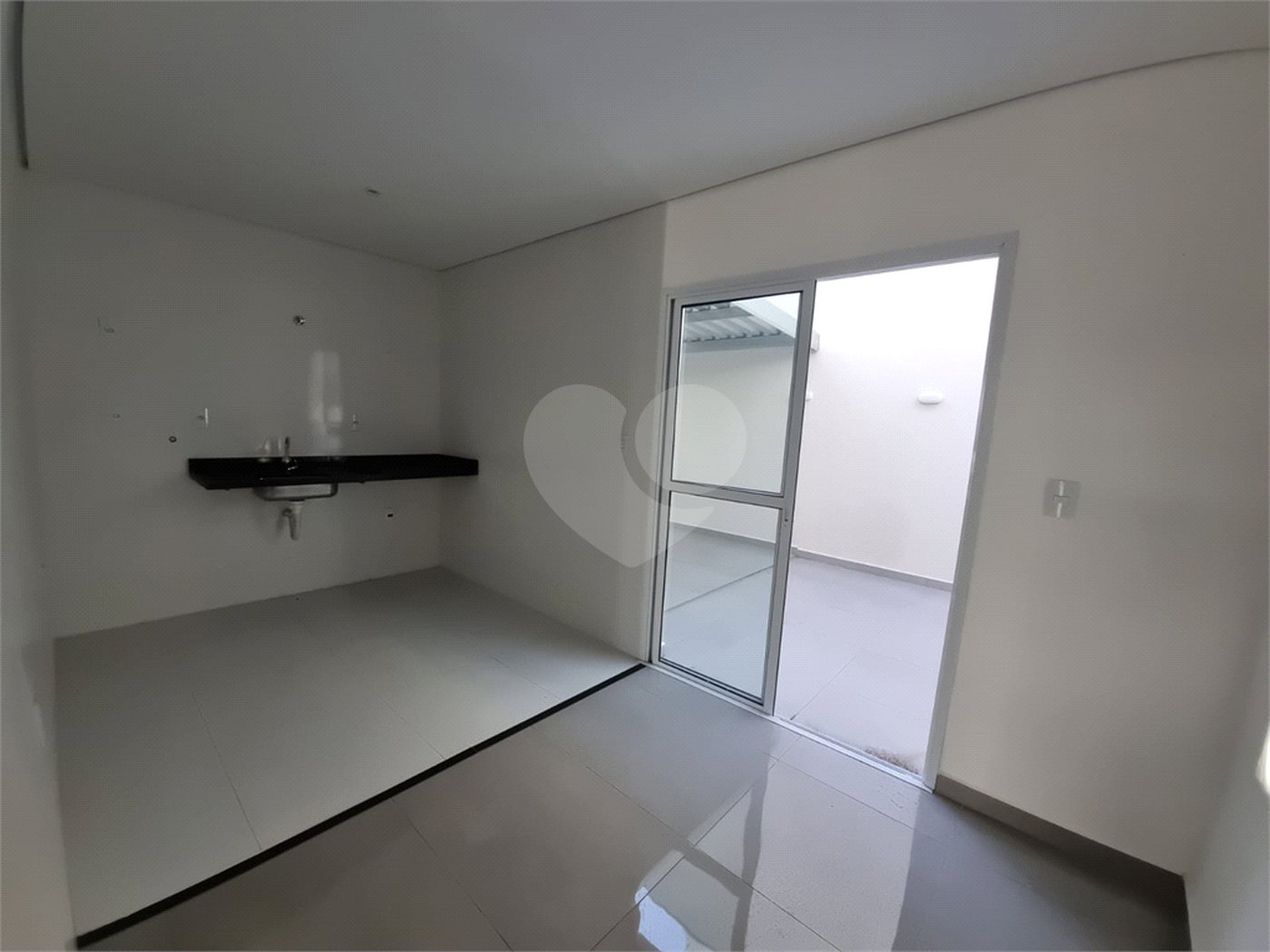 Casa à venda com 2 suítes no condomínio Residencial Américo Figueiredo, Sorocaba - SP