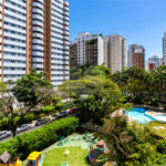 Apartamento à venda com 3 quartos, sendo 1 suíte, em Moema, São Paulo, SP