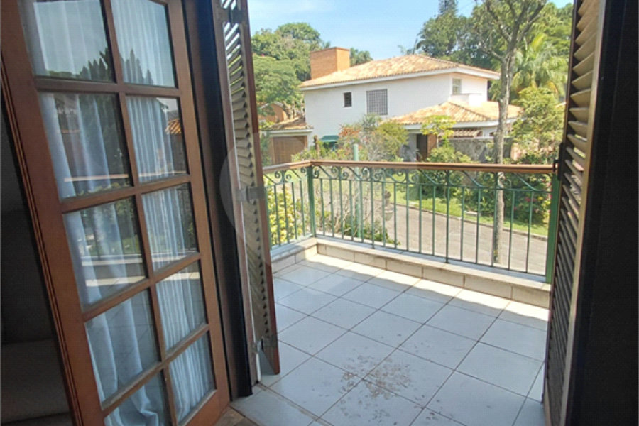 Casa à venda com 4 suítes no condomínio Ville Bourghese, São Paulo - SP