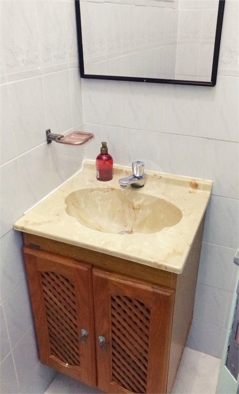 Casa à venda com 4 quartos, sendo 2 suítes,  em Vila Romero, São Paulo, SP