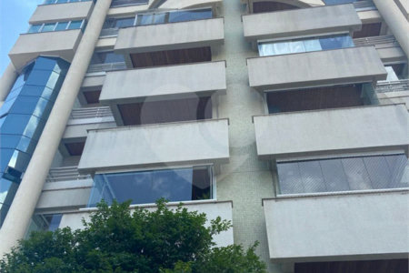 Apartamento à venda com 3 suítes em Casa Branca, Santo André, SP