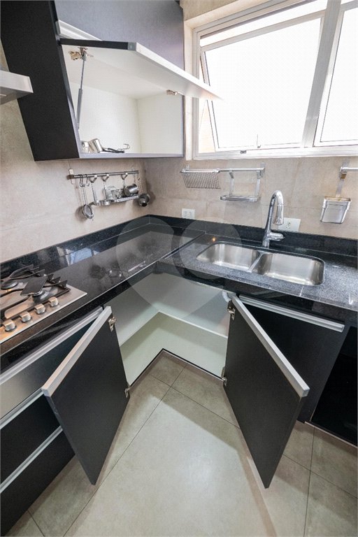 Apartamento à venda com 3 quartos, sendo 1 suíte, em Paraíso, São Paulo, SP