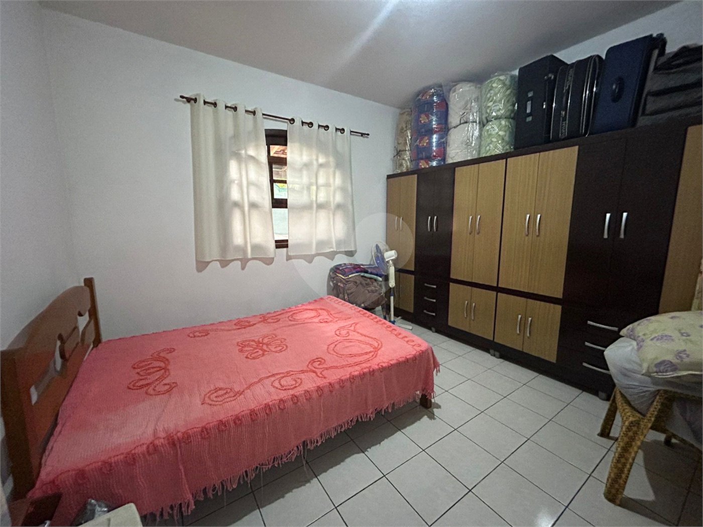 Casa em condomínio à venda com 3 quartos, sendo 1 suíte,  no Centro, Bom Jesus dos Perdões, SP
