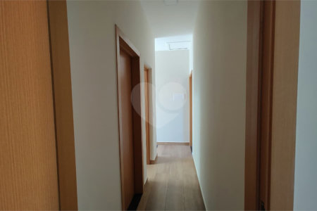 Casa de Vila à venda com 3 quartos, sendo 1 suíte,  em Éden, Sorocaba, SP