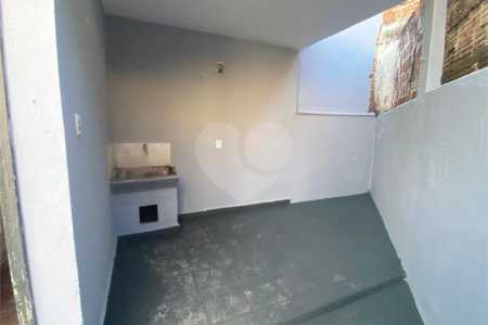 Casa à venda com 3 quartos, sendo 1 suíte, no Centro, Araraquara, SP