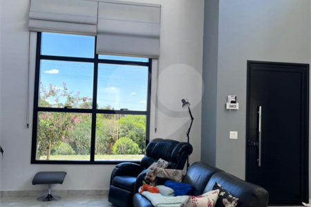 Casa à venda com 3 quartos, sendo 1 suíte, no condomínio Cond Laguna, Indaiatuba - SP