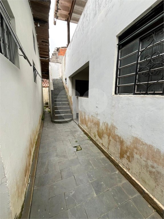 Casa à venda com 3 quartos em Conjunto Habitacional São Sebastião, Mogi das Cruzes, SP