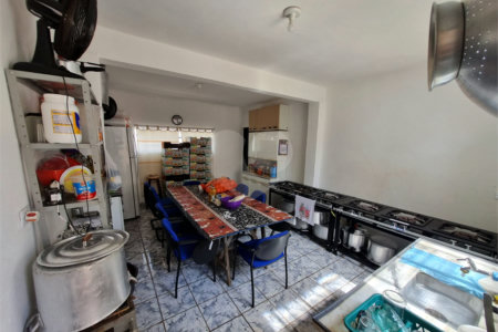 Casa térrea a venda na Vila Lutfalla