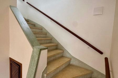 CASA AMPLA COM QUINTAL  150m² - 1.799.000,00 - Aparecida - Santos/SP