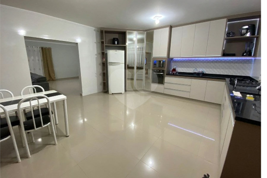 Chácara à venda com 3 suítes em Jundiaizinho (terra Preta), Mairiporã, SP