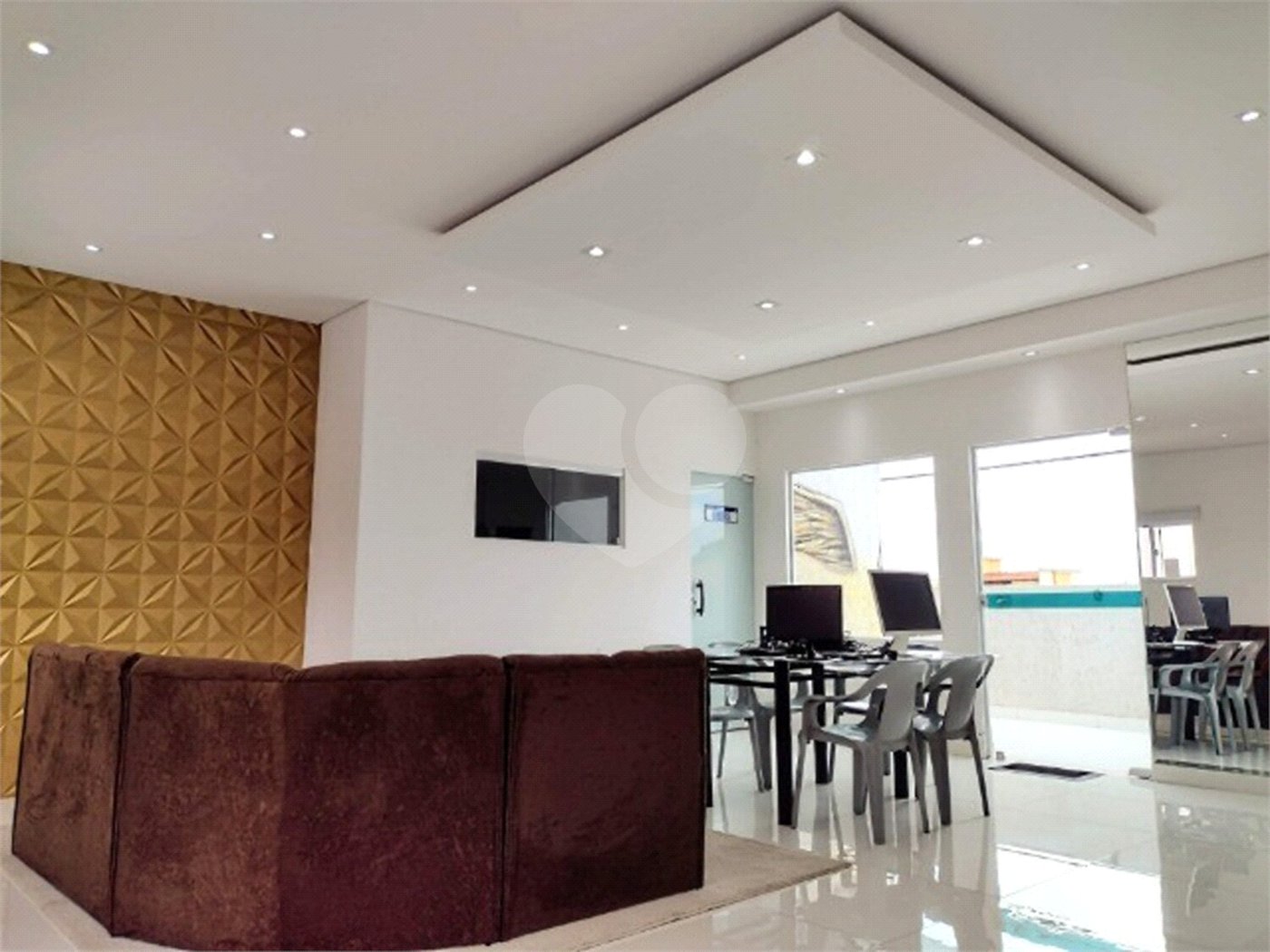Apartamento à venda ou para alugar com 2 quartos, sendo 1 suíte, em Vila Santana, Sorocaba, SP