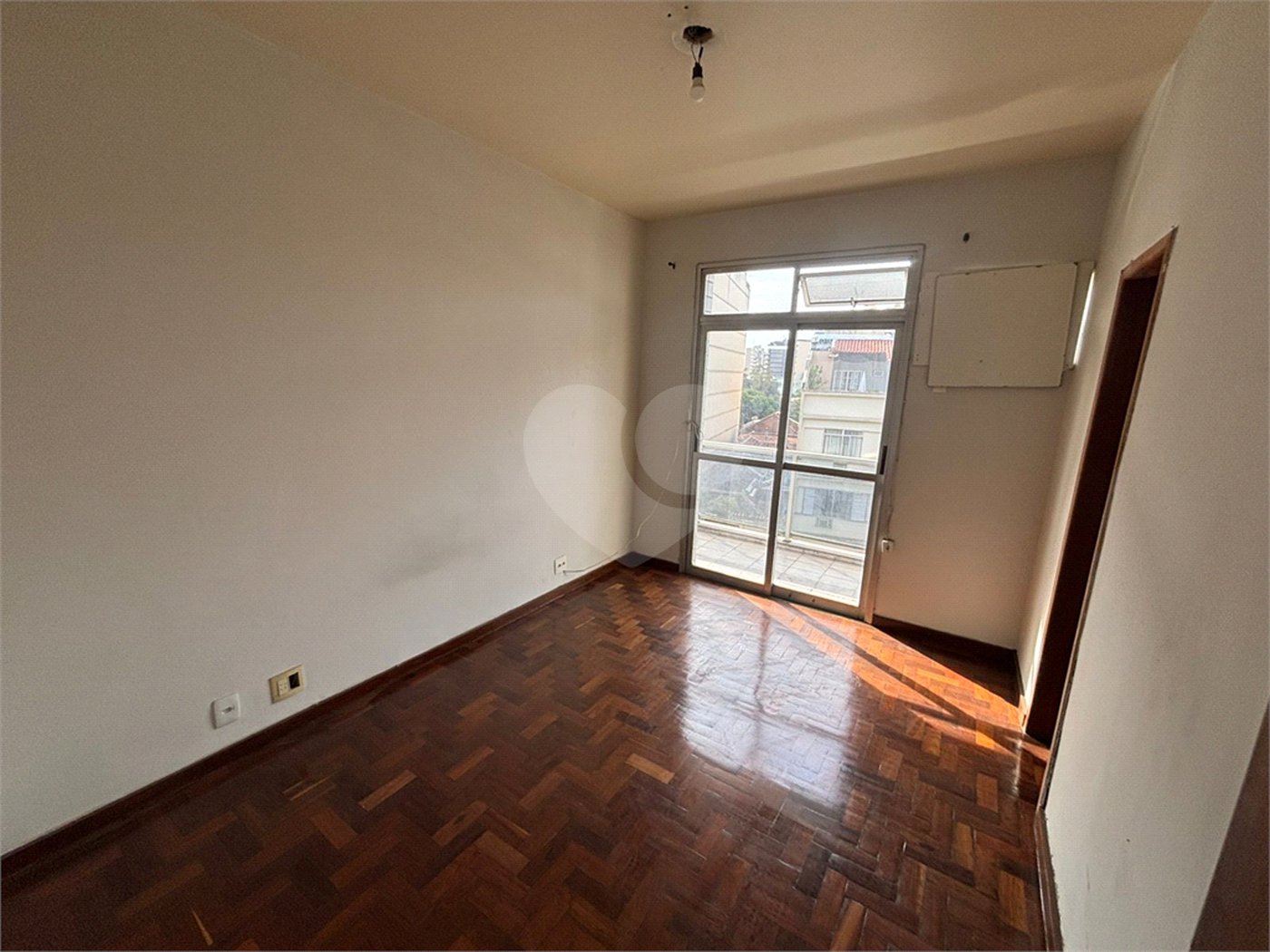 Apartamento à venda com 4 quartos, sendo 1 suíte,  em Tijuca, Rio de Janeiro, RJ