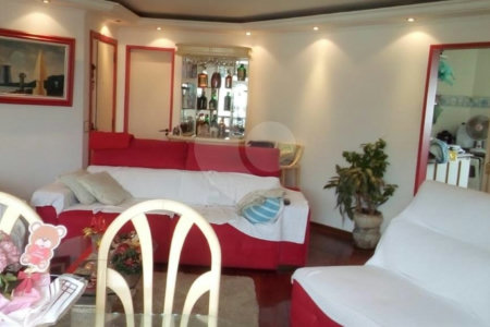 Apartamento à venda com 3 quartos, sendo 1 suíte, em Cidade Monções, São Paulo, SP