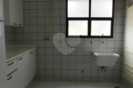Apartamento à venda com 4 quartos, sendo 2 suítes,  em Cambuí, Campinas, SP