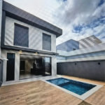 Casa à venda com 3 suítes no condomínio Terras da Estancia, Paulínia - SP