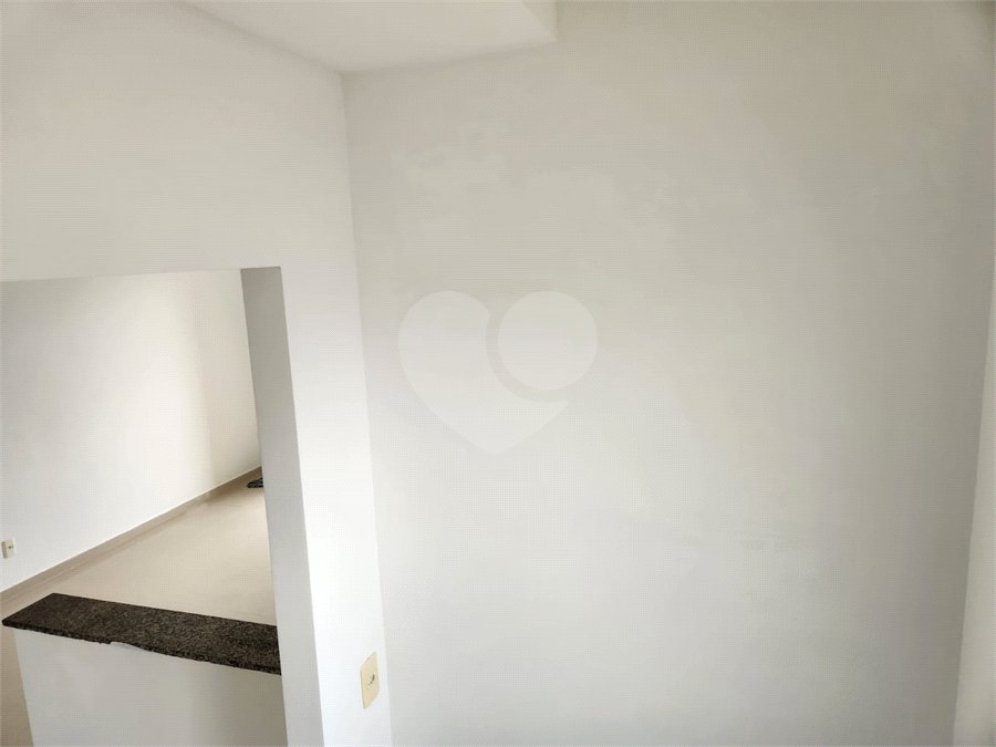 Apartamento para alugar com 2 quartos, sendo 1 suíte, em Villa DI Cesar, Mogi das Cruzes, SP