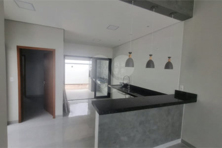 Casa à venda com 3 quartos, sendo 1 suíte, no condomínio Residencial Horto Villagio, Sorocaba - SP