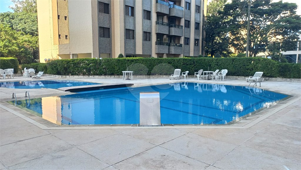 Apartamento à venda com 3 quartos, sendo 1 suíte,  em Vila Indiana, São Paulo, SP