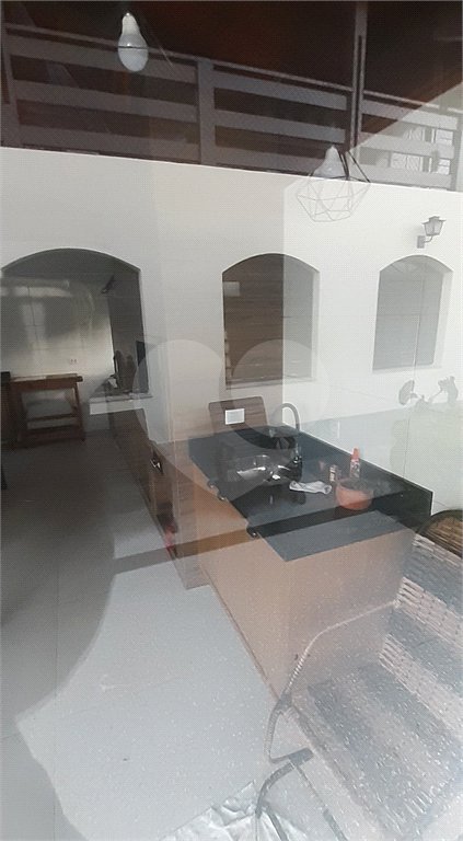 Casa à venda ou para alugar com 5 quartos, sendo 1 suíte, no Centro, Bom Jesus dos Perdões, SP