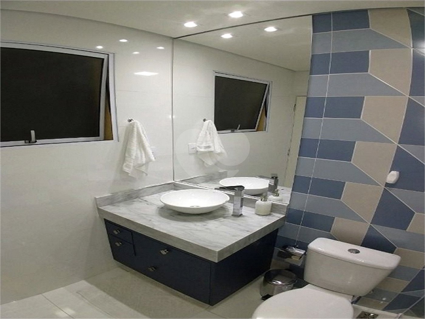 Apartamento à venda com 3 quartos, sendo 1 suíte, em Vila Trujillo, Sorocaba, SP