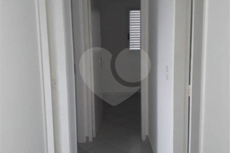 Apartamento à venda com 3 quartos, sendo 1 suíte, em Vila Gustavo, São Paulo, SP