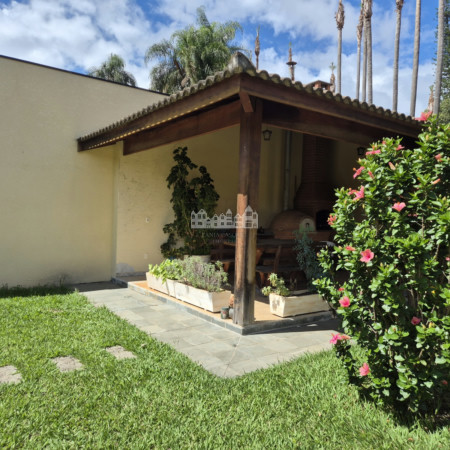 Casa à venda com 3 quartos, sendo 1 suíte, em Vila Esperia Ou Giglio, Atibaia, SP