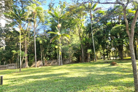 Terreno à venda no condomínio Chácara Santa Helena, São Paulo - SP