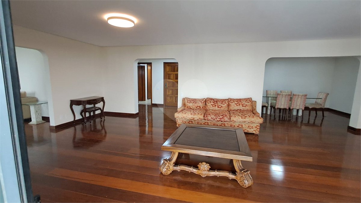 Apartamento para alugar com 4 quartos, sendo 3 suítes, em Santo Amaro, São Paulo, SP