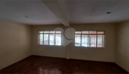 Sobrado à venda com 4 quartos, sendo 1 suíte,  em Vila Guarani (z Sul), São Paulo, SP