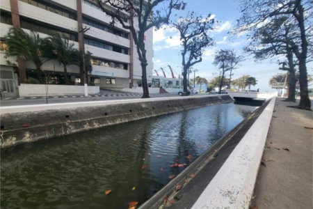 Apartamento Residencial à venda, Gonzaga, Santos - AP1414.