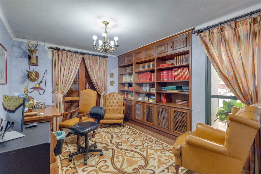 Casa à venda ou para alugar com 4 suítes em Brooklin Velho, São Paulo, SP