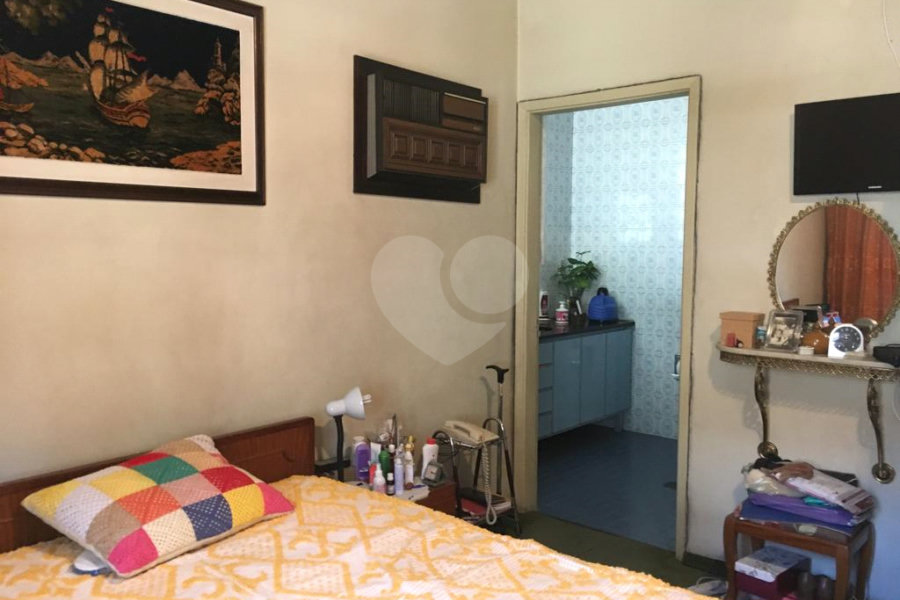 Casa à venda com 4 quartos, sendo 1 suíte, em Jardim São Bento, São Paulo, SP