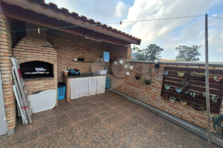 Sobrado à venda com 4 quartos, sendo 1 suíte, em Jardim Leonor Mendes de Barros, São Paulo, SP