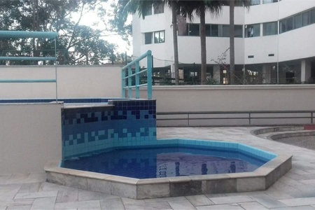 Apartamento à venda com 3 quartos, sendo 1 suíte,  em Jardim Parque Morumbi, São Paulo, SP
