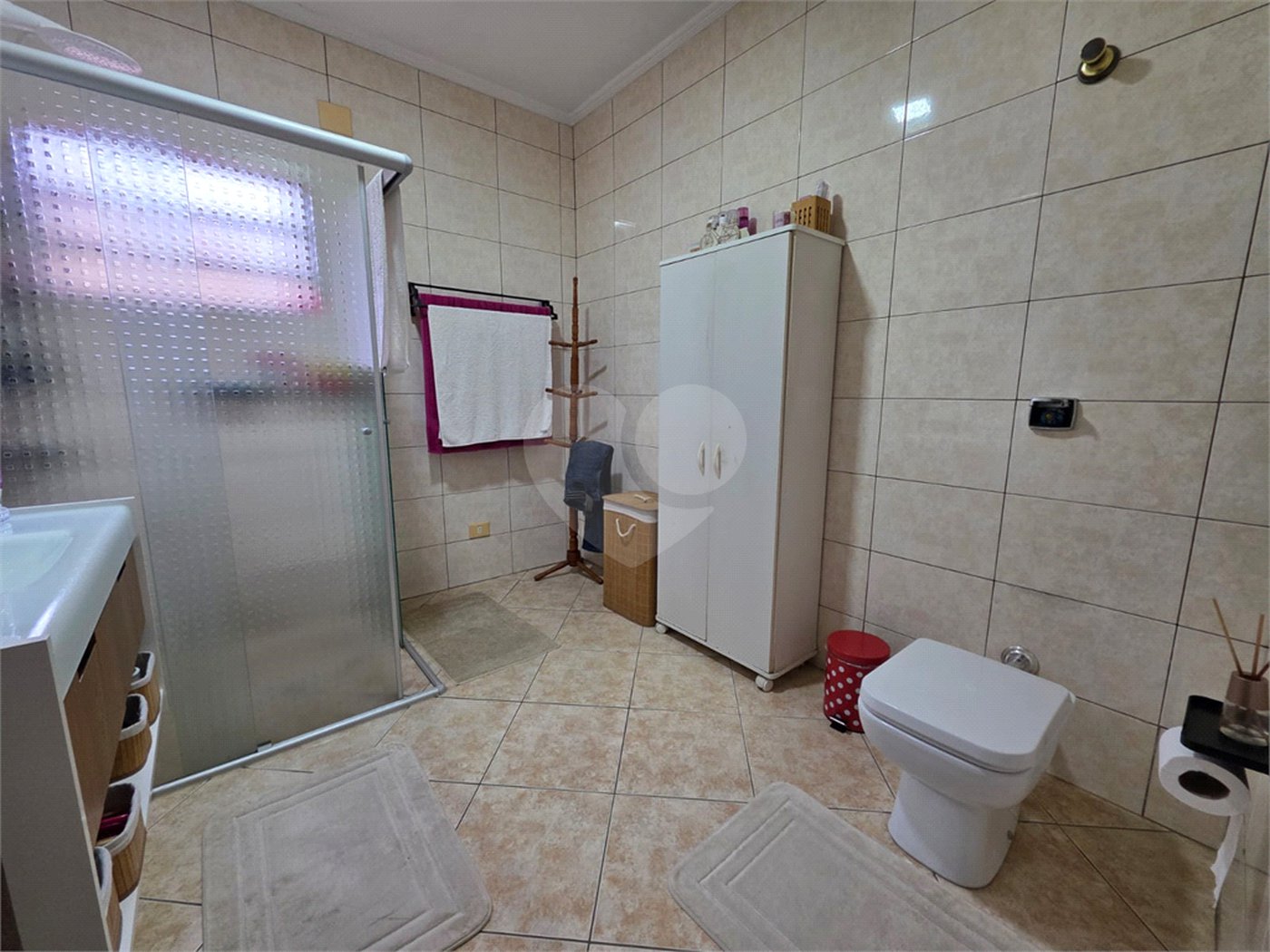 Sobrado à venda com 6 quartos, sendo 3 suítes, em Santa Teresinha, São Paulo, SP
