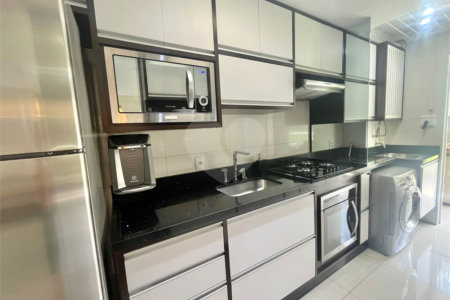 Apartamento à venda com 3 quartos, sendo 1 suíte, em Jardim das Vertentes, São Paulo, SP