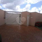 Casa à venda com 4 quartos, sendo 2 suítes, em Jardim Adalgisa, Araraquara, SP