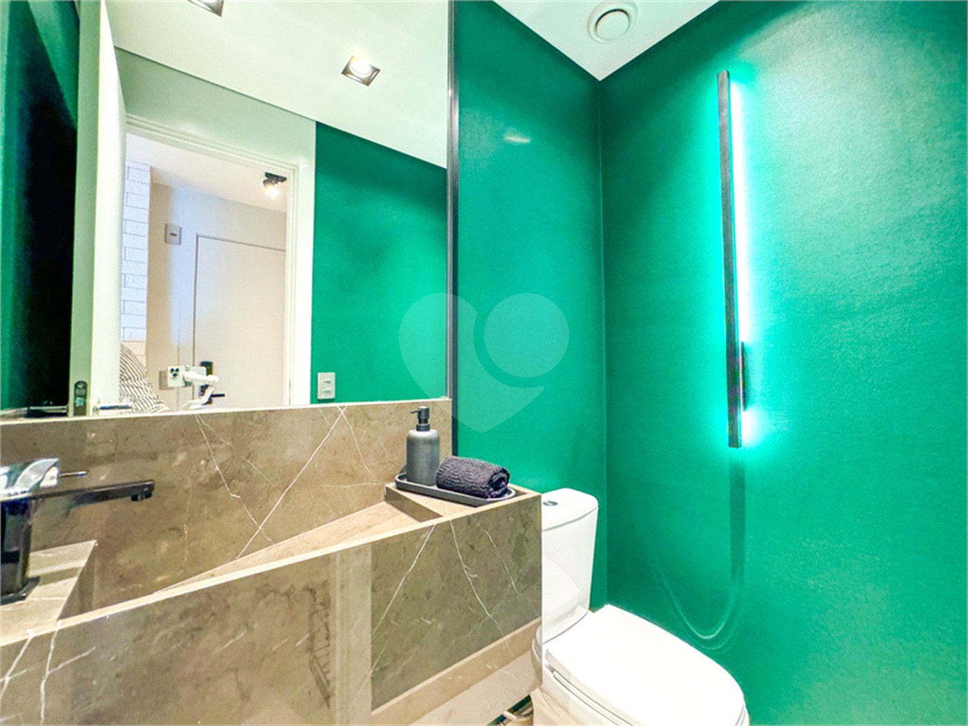 Apartamento à venda com 3 quartos, sendo 1 suíte, em Vila Suzana, São Paulo, SP