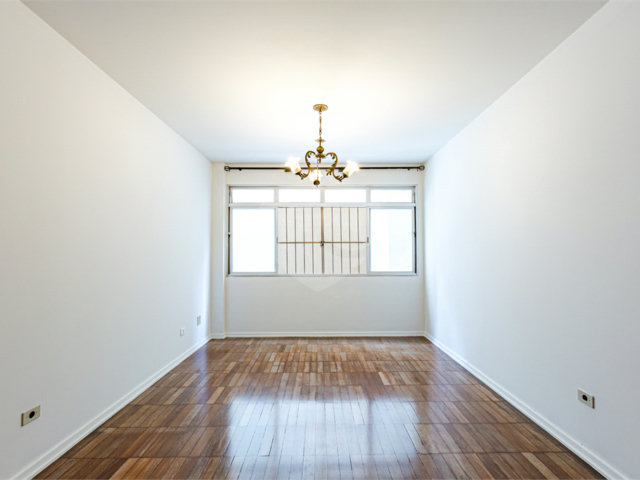 Apartamento à venda com 3 quartos, sendo 1 suíte,  em Jardim América, São Paulo, SP