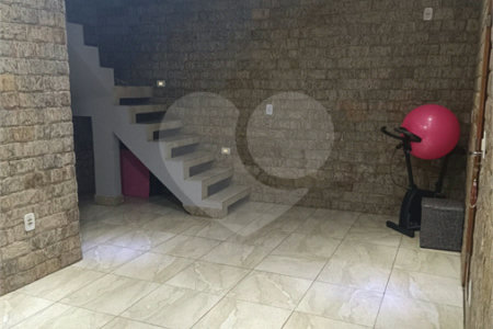 Casa à venda ou para alugar com 2 quartos, sendo 1 suíte, em Paciência, Rio de Janeiro, RJ